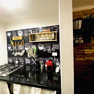 https://moroni-trastevere-cozy-apartment.it-romehotels.com